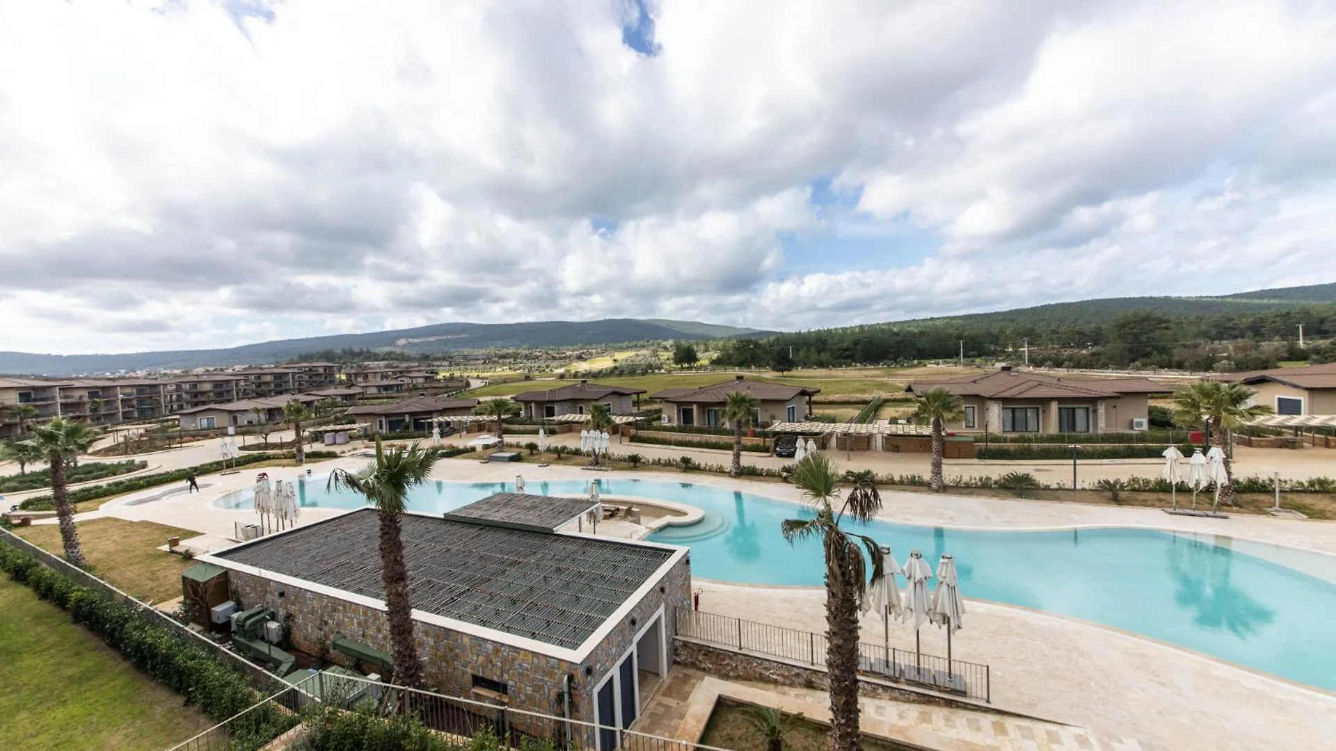 Luxury Villa W Pool In Nature At Regnum Golf Club location